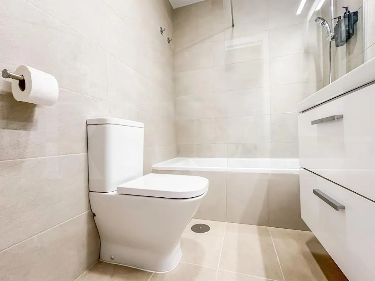 Apartment With Stunning Views And Parking By Rems Malaga